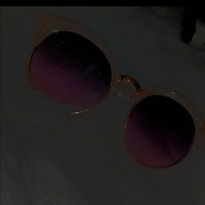 Meet your Posher, Kam